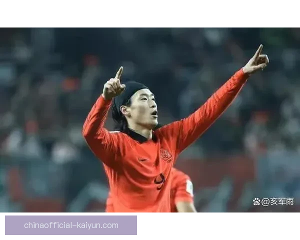 曹圭成近期射门方式多样化，表现持续提升引发关注